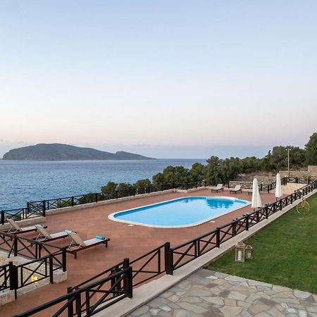 Tholos Boutique Houses Kavúszi Kültér fotó